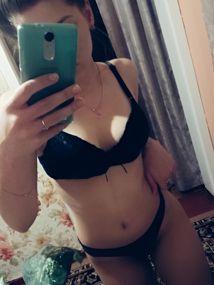 Индивидуалка Даша, доступна для личного знакомства от 2500 руб