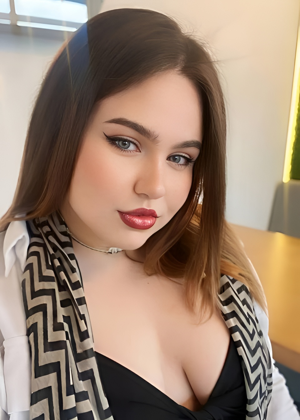 Ульяна привлекательная девушка из Ростова великого цена от 6000 руб