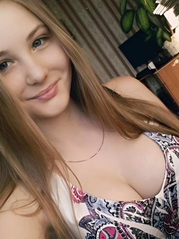 Элеонора привлекательная девушка из Ростова великого цена от 3000 руб