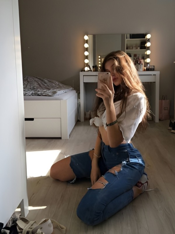 Фаина привлекательная девушка из Ростова великого цена от 10000 руб